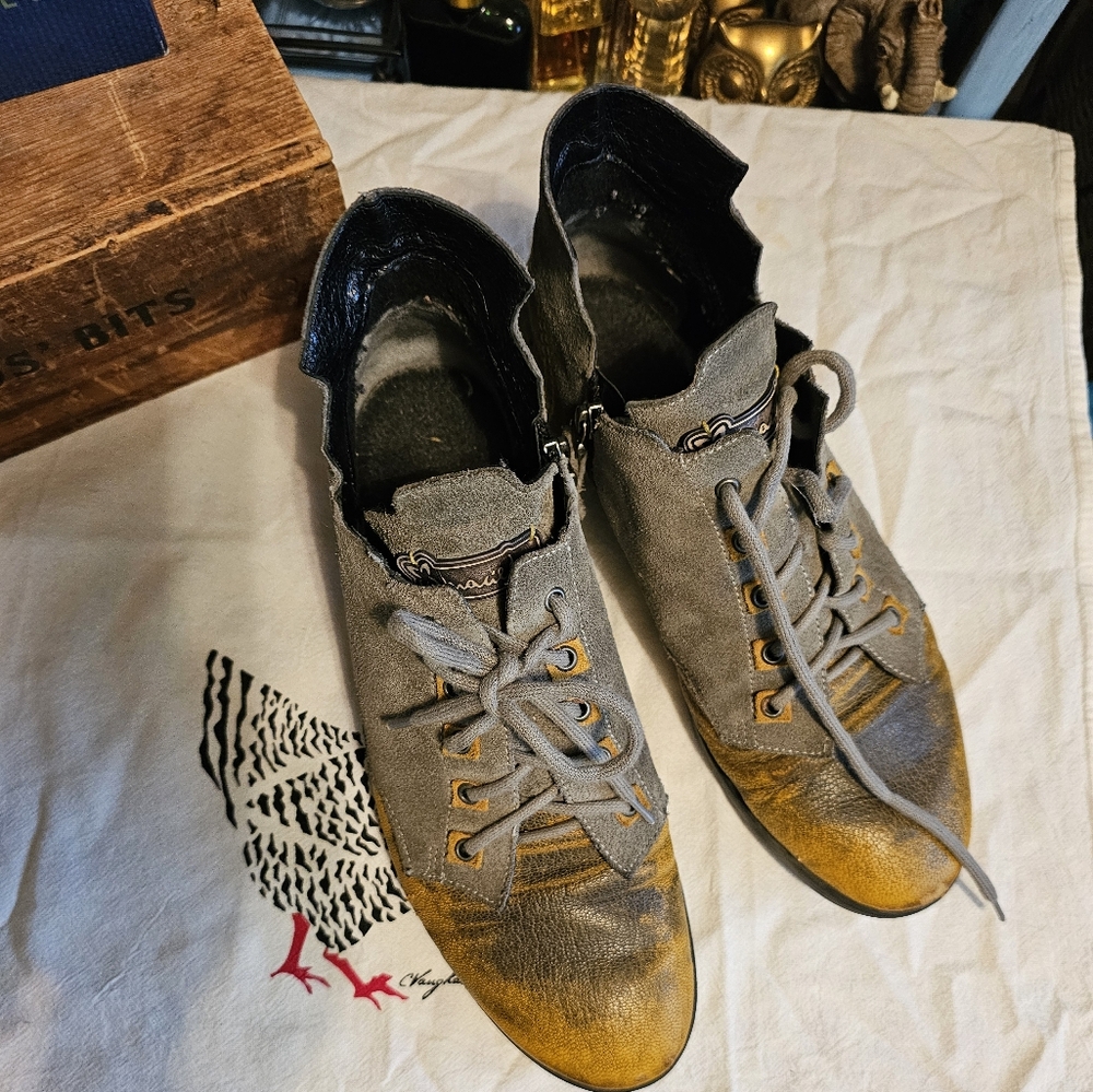 Maciejka Suede AnklecBoots Made in Poland